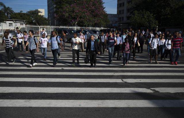 Κυκλοφοριακό χάος στο Ρίο ντε Ζανέιρο με «χειρόφρενο» στα λεωφορεία